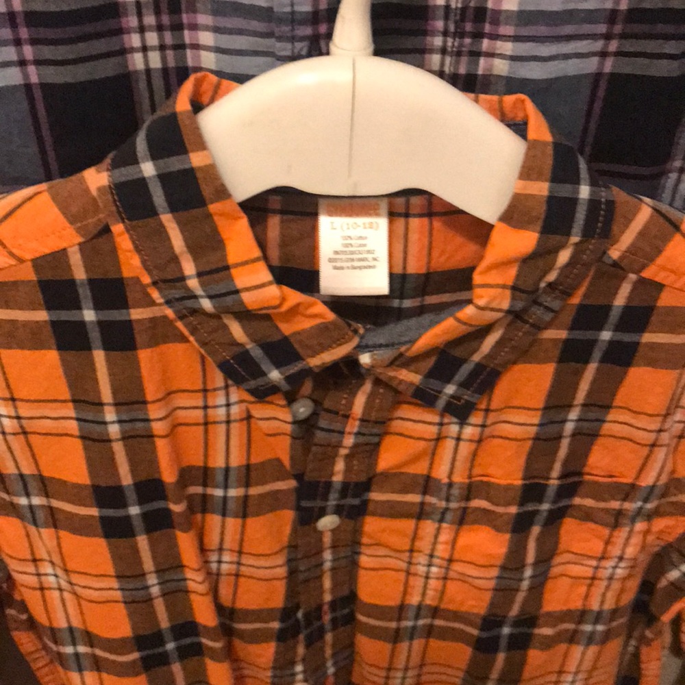 Shirts - Picture 3 of 3